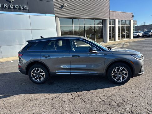 Certified 2023 Lincoln Corsair FWD w/ Equipment Group 101A image 8