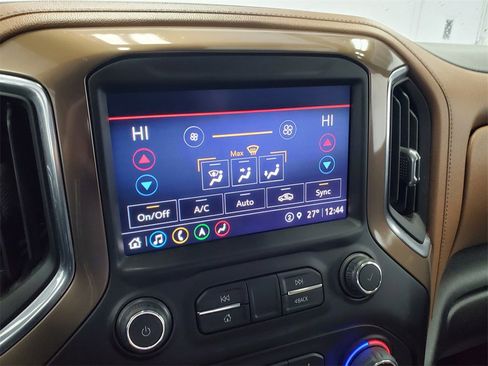 Used 2022 Chevrolet Silverado 2500 High Country image 21