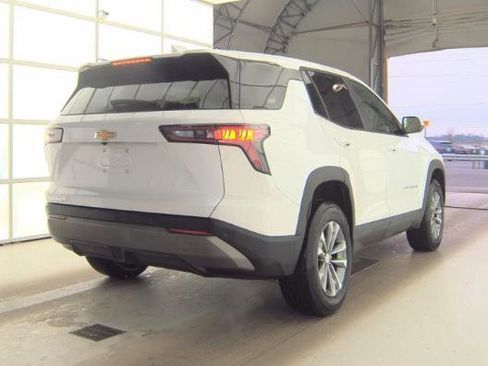 Used 2025 Chevrolet Equinox LT image 4