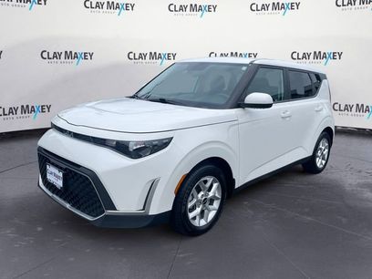 Used 2023 Kia Soul LX w/ LX Technology Package