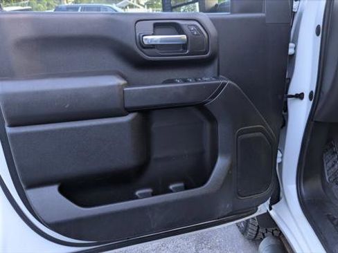 Used 2023 Chevrolet Silverado 2500 Custom w/ Custom Convenience Package image 14