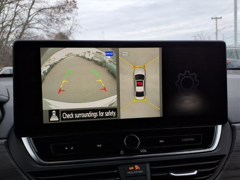 New 2025 Nissan Altima 2.5 SL image 13