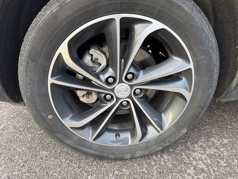 Certified 2023 Buick Encore GX Select image 9