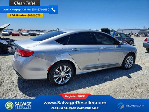 Used 2015 Chrysler 200 S w/ Navigation & Sound Group I FWD image 4