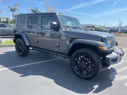 Used 2025 Jeep Wrangler Unlimited Sahara w/ Safety Group