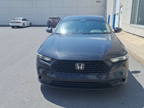 Used 2023 Honda Accord EX image 3