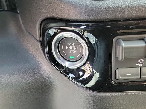 New 2026 Chevrolet Silverado 1500 LT image 13