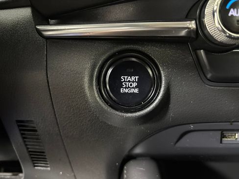 Used 2019 MAZDA MAZDA3 AWD Sedan w/ Preferred Package image 19
