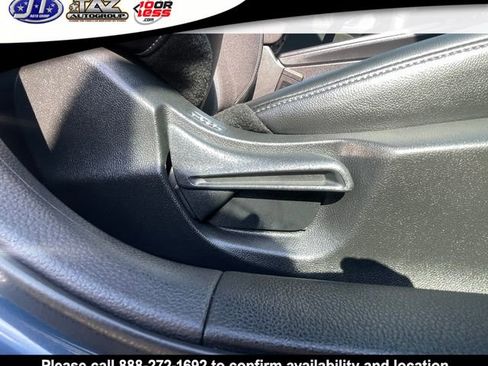 Used 2025 Honda Civic Sport image 14