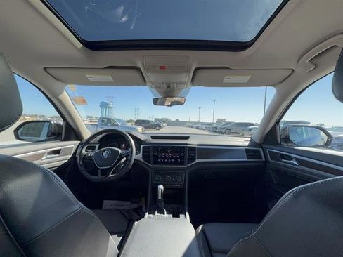 Used 2019 Volkswagen Atlas SE image 14