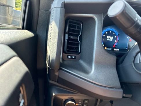 Used 2025 Ford Bronco 4-Door AWD/4WD image 27