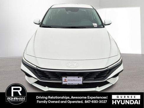 New 2026 Hyundai Elantra Blue image 3