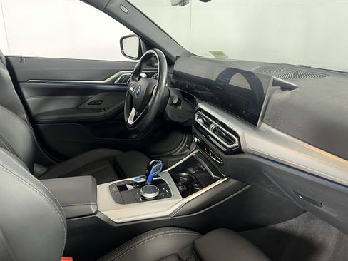 Used 2023 BMW i4 eDrive35 w/ Premium Package image 31