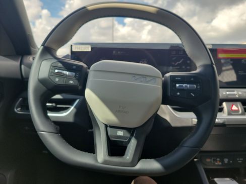 New 2026 Kia K4 GT-Line image 19