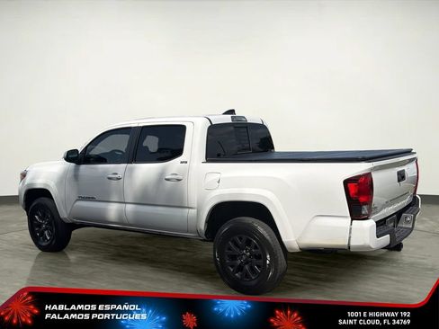Used 2023 Toyota Tacoma SR5 w/ Technology Package RWD image 4