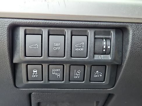 Used 2016 Subaru Outback 2.5i Limited AWD/4WD image 26