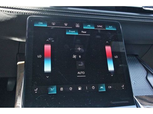 New 2026 Cadillac Escalade Platinum Sport w/ LPO, ONYX Package AWD/4WD image 20