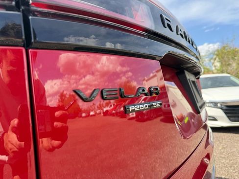 Used 2019 Land Rover Range Rover Velar R-Dynamic SE image 23