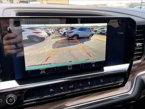 Used 2025 Chevrolet Silverado 1500 LT Trail Boss w/ Convenience Package II image 22