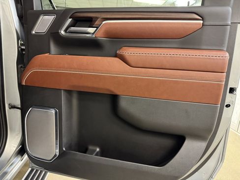 Used 2024 GMC Sierra 2500 Denali Ultimate image 26