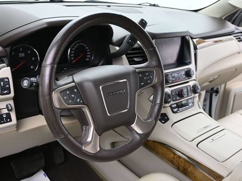 Used 2016 GMC Yukon Denali w/ Open Road Package AWD/4WD image 16