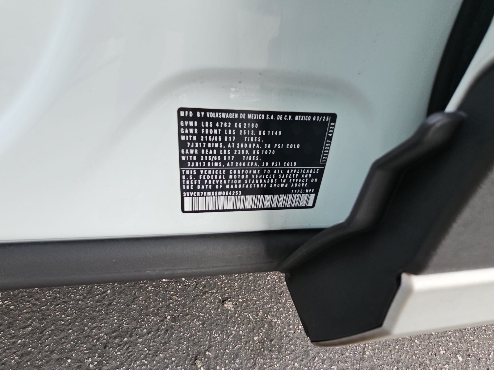 Used 2025 Volkswagen Tiguan S FWD image 35