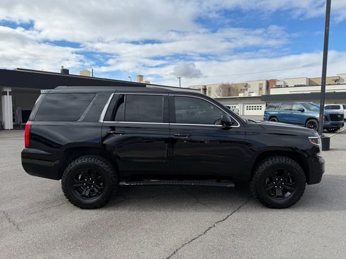 Used 2018 Chevrolet Tahoe LT image 2