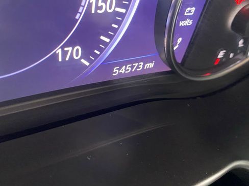 Used 2024 Buick Enclave Premium image 5