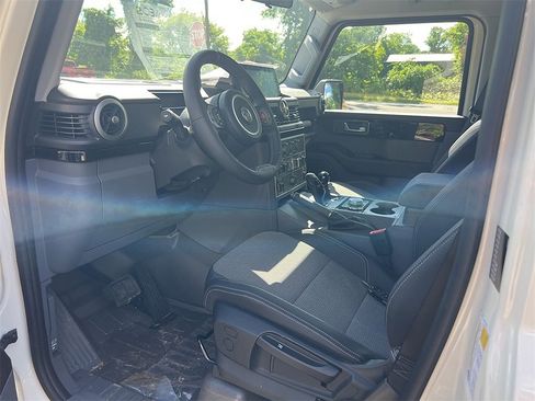 New 2024 INEOS Grenadier image 9