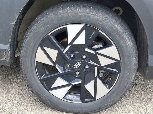 Used 2024 Hyundai Kona SEL AWD/4WD image 8