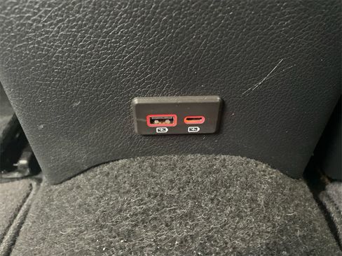 Used 2019 Nissan Rogue SL w/ Premium Package image 44