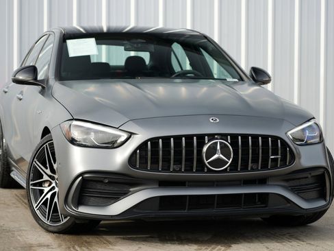 Used 2023 Mercedes-Benz C 43 AMG 4MATIC Sedan image 4