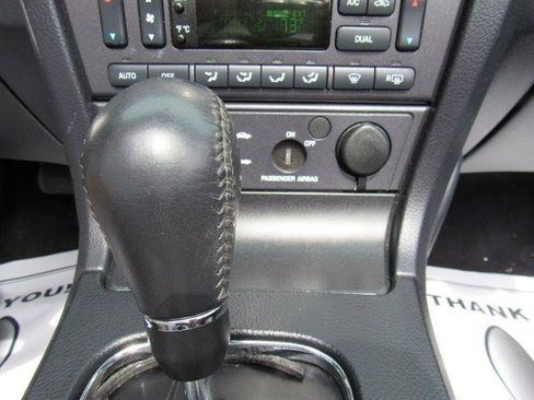 Used 2005 Ford Thunderbird Deluxe RWD image 25