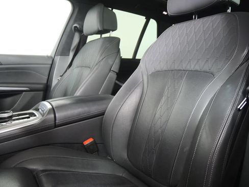 Used 2024 BMW X5 M60i AWD/4WD image 7