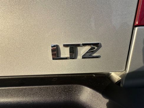 Used 2014 Chevrolet Silverado 2500 LTZ w/ LTZ Plus Package image 21