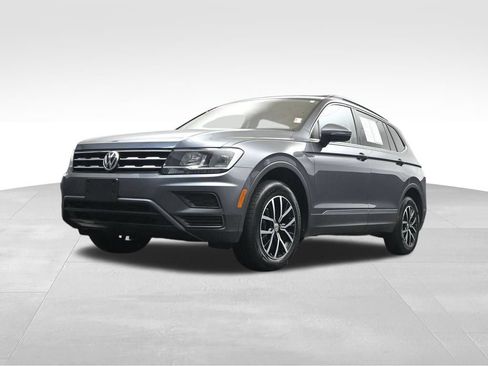 Used 2021 Volkswagen Tiguan SE AWD/4WD image 26
