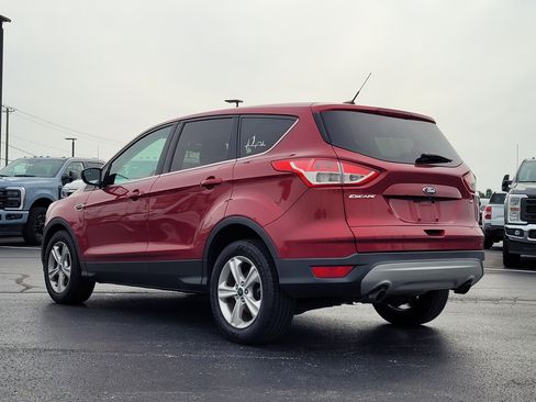 Used 2015 Ford Escape SE FWD image 7