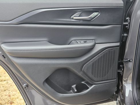 New 2025 Jeep Grand Cherokee Laredo image 21