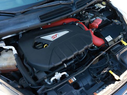 Used 2016 Ford Fiesta ST image 44