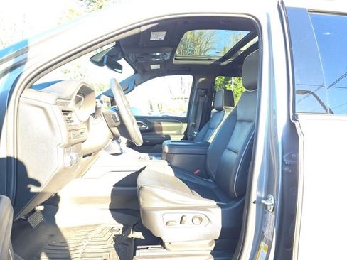 Used 2023 GMC Yukon SLT image 9