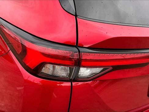 Used 2023 Mitsubishi Outlander SEL image 28