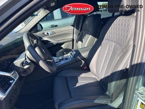 Used 2026 BMW X6 xDrive40i w/ Executive Package image 11
