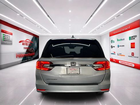 Used 2018 Honda Odyssey EX-L image 6