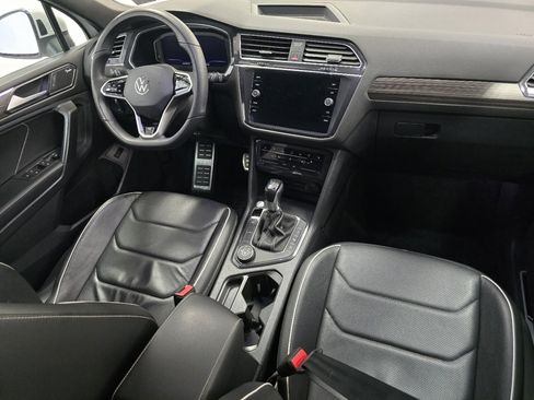 Used 2022 Volkswagen Tiguan SEL R-Line image 24
