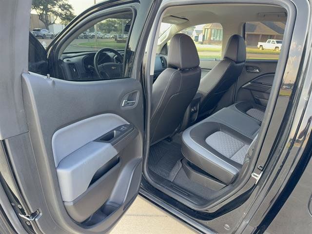 Used 2021 Chevrolet Colorado Z71 AWD/4WD image 9