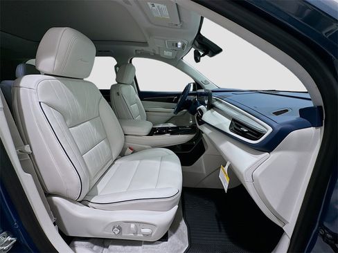 New 2026 Buick Enclave Avenir image 31