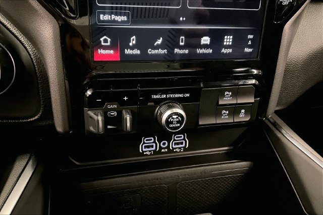 Used 2025 RAM 1500 Big Horn AWD/4WD image 37