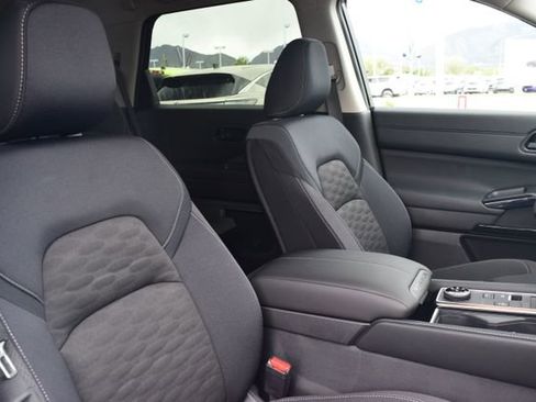 New 2026 Nissan Pathfinder SV AWD/4WD image 16