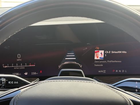 Certified 2025 Cadillac Escalade Premium Luxury Platinum image 24