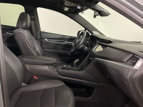 Used 2023 Cadillac XT5 Premium Luxury FWD image 19